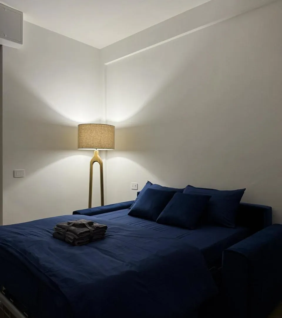 Bollicina Milano - Balcony & Paid On-Site Parking Apartment
