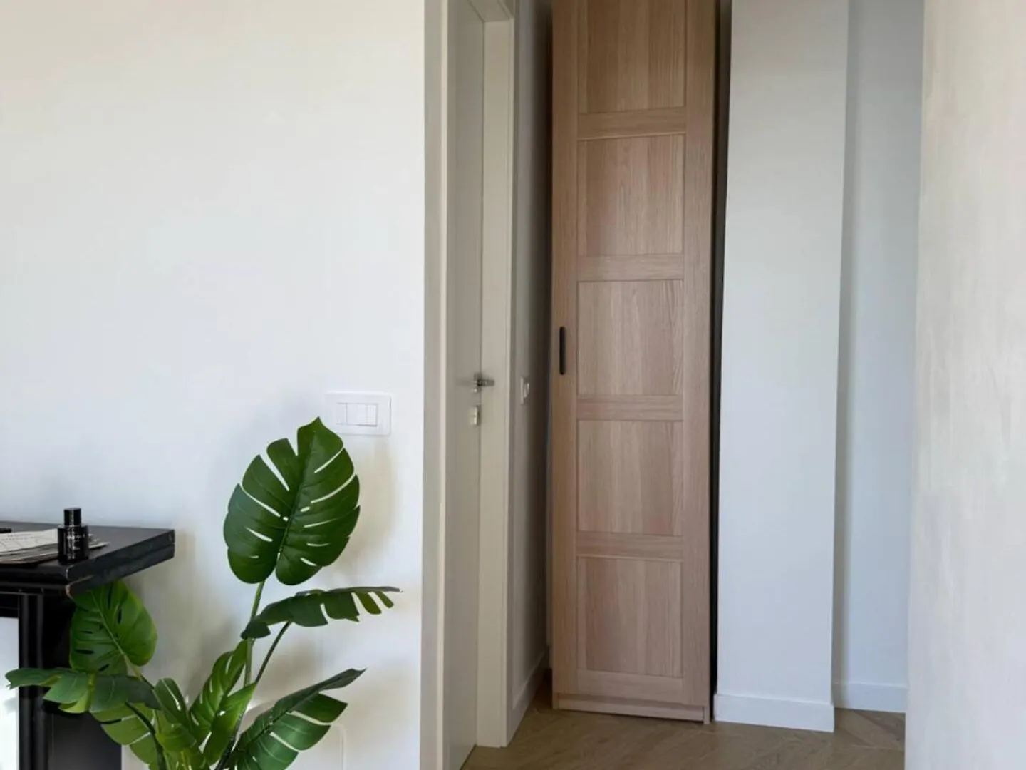 Bollicina Milano - Balcony & Paid On-Site Parking Apartment