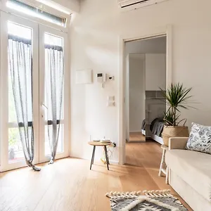  Apartment La Casa Sull'albero Navigli